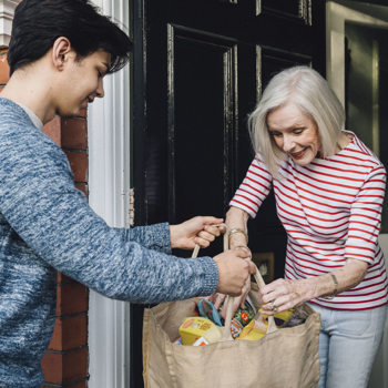 Tips to Make Daily Living Easier for Seniors Tips to Make Daily Living Easier for Seniors